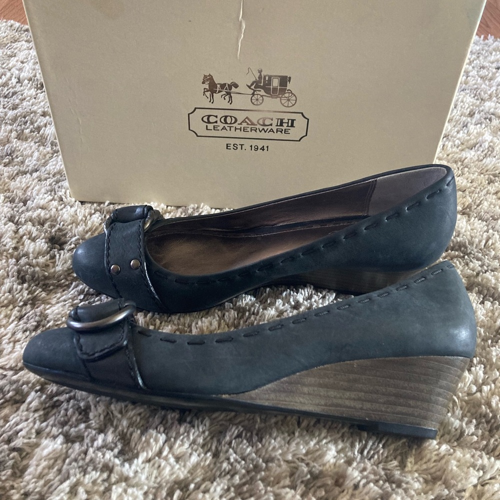 Coach MILLIE VINT WAX CALF Wedge Heel Black Vintage Wax Leather Pumps Sz 6M.